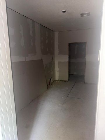 1916 Murphy Avenue, Joplin, MO 64804