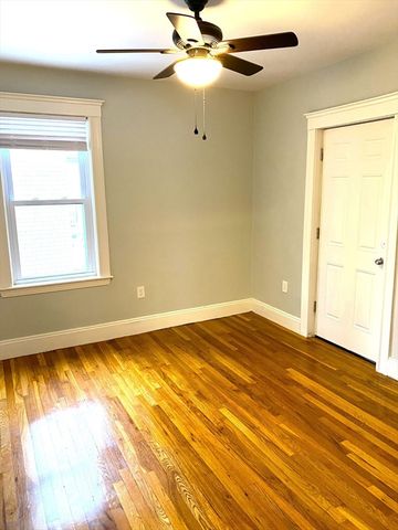 281 Belgrade Ave 3, Boston, MA 02131