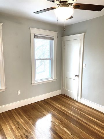 281 Belgrade Ave 3, Boston, MA 02131