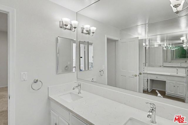 1242 Berkeley Street 10, Santa Monica, CA 90404