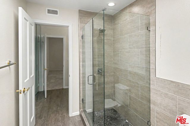 1242 Berkeley Street 10, Santa Monica, CA 90404