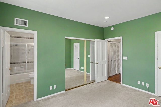 1242 Berkeley Street 10, Santa Monica, CA 90404