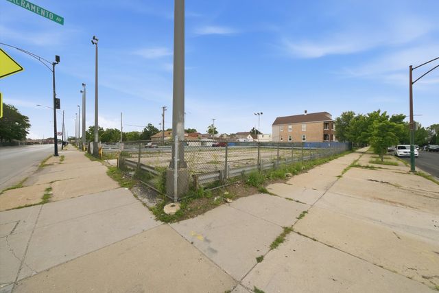 5101-5117 S Sacramento Avenue, Chicago, IL 60632