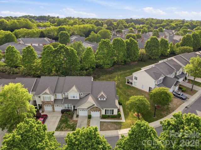 6120 Pale Moss Lane, Charlotte, NC 28269