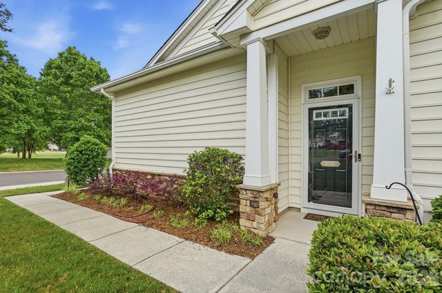 6120 Pale Moss Lane, Charlotte, NC 28269