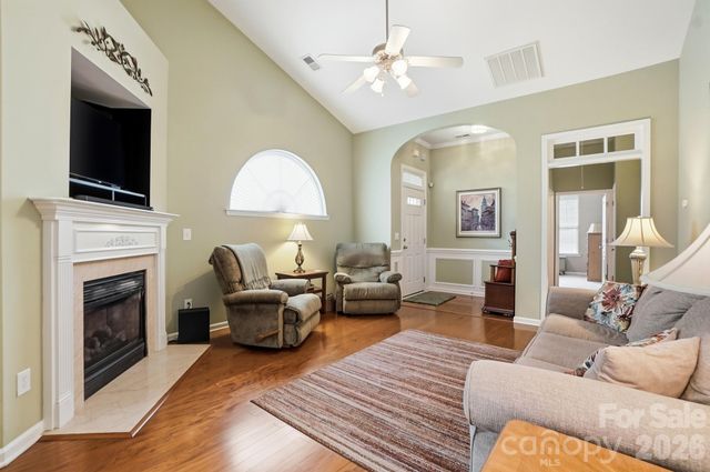6120 Pale Moss Lane, Charlotte, NC 28269