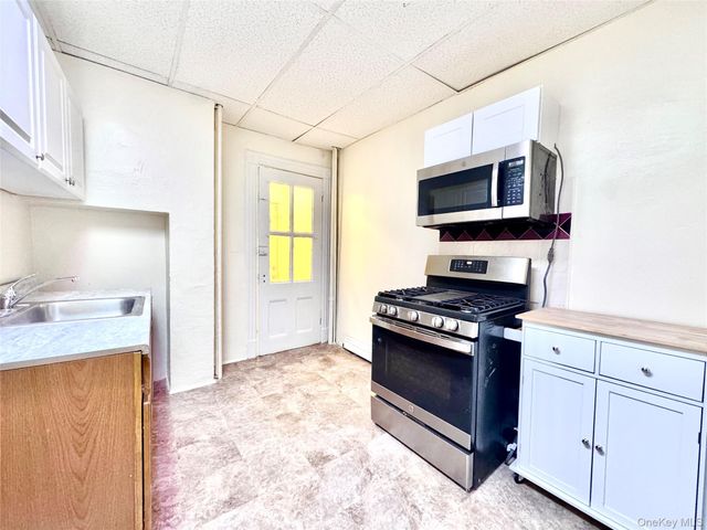 119 S 11th Avenue 1, Mount Vernon, NY 10550