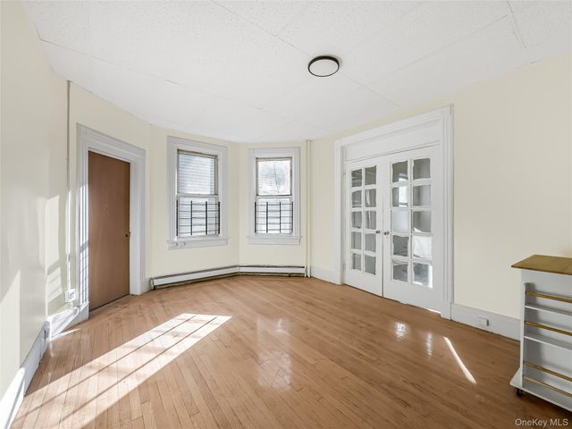 119 S 11th Avenue 1, Mount Vernon, NY 10550