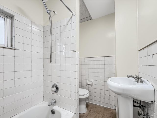 119 S 11th Avenue 1, Mount Vernon, NY 10550