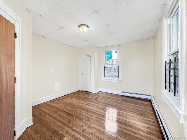 119 S 11th Avenue 1, Mount Vernon, NY 10550