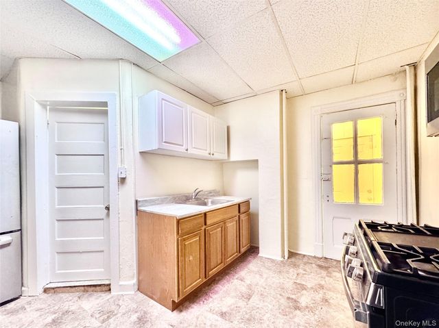 119 S 11th Avenue 1, Mount Vernon, NY 10550