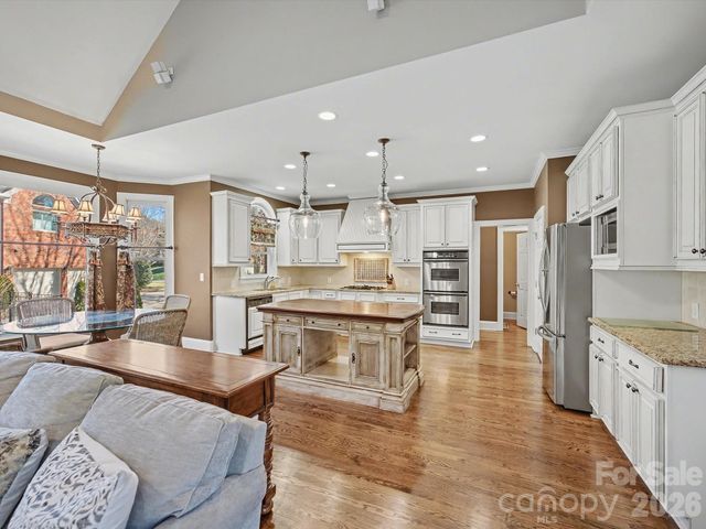 2110 Highland Forest Drive, Waxhaw, NC 28173