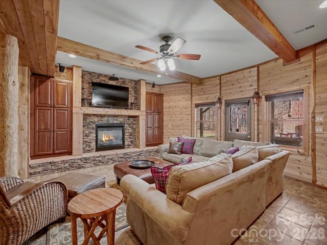 2110 Highland Forest Drive, Waxhaw, NC 28173