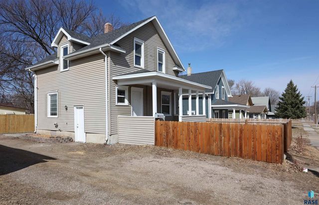609 N Sherman Ave Avenue, Sioux Falls, SD 57103