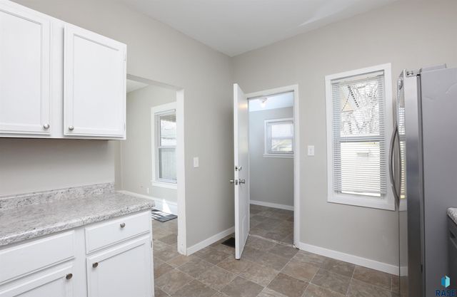 609 N Sherman Ave Avenue, Sioux Falls, SD 57103