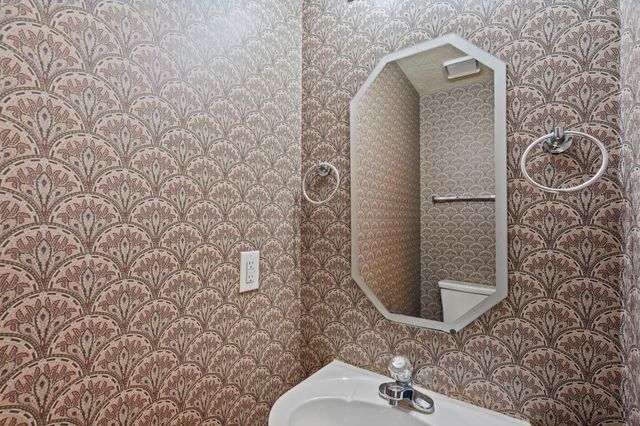 4406 Fountain Creek Court, Pasadena, TX 77505