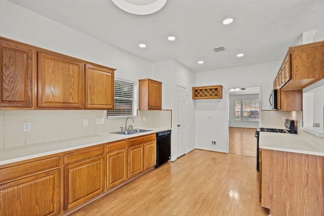 4406 Fountain Creek Court, Pasadena, TX 77505