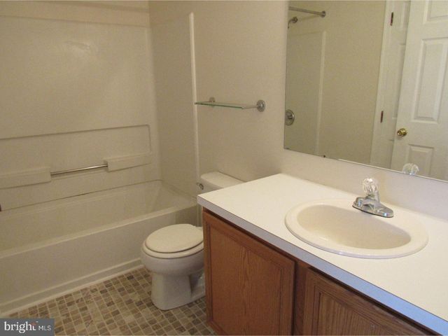 421 WOODSTOCK LN, Wilmington, DE 19808