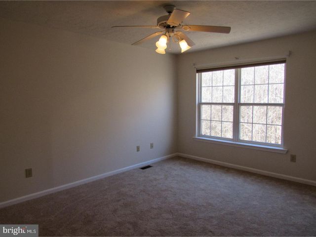 421 WOODSTOCK LN, Wilmington, DE 19808