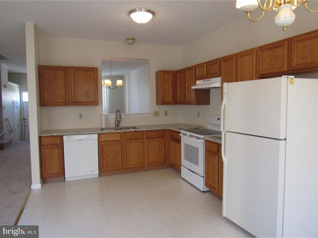 421 WOODSTOCK LN, Wilmington, DE 19808