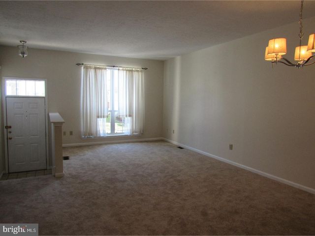 421 WOODSTOCK LN, Wilmington, DE 19808