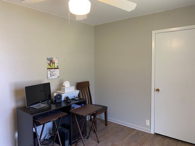 421 Lake Dr, Kerrville, TX 78028