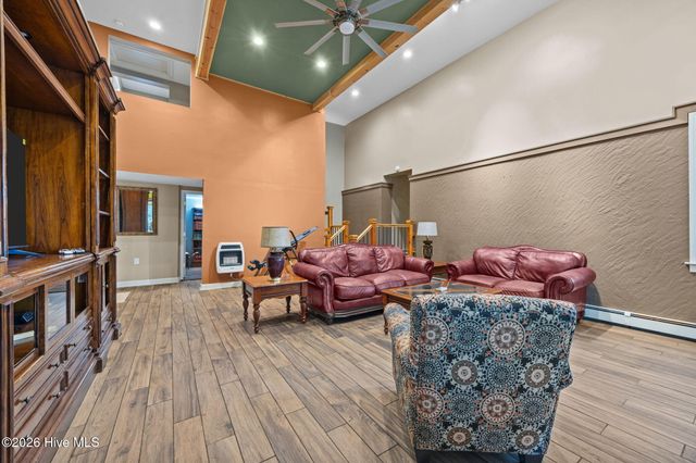 5387 Us 64 Alt E, Tarboro, NC 27886