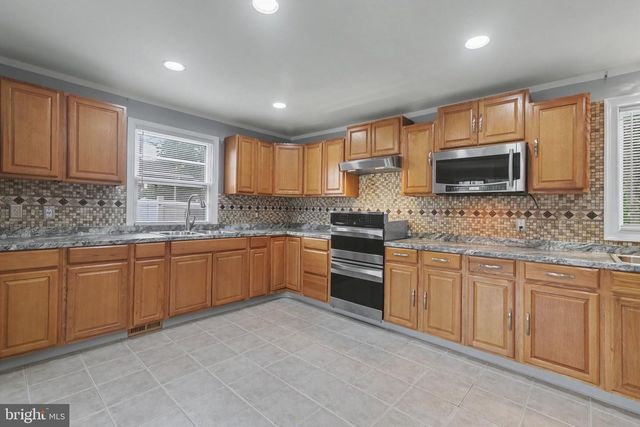128 HENRY RD, Enola, PA 17025