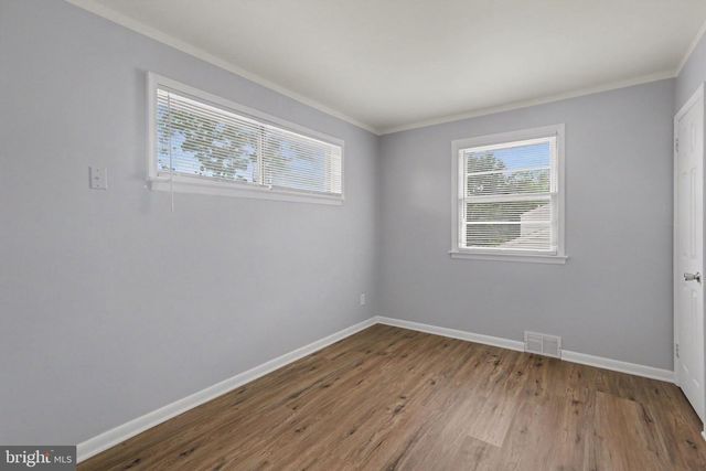 128 HENRY RD, Enola, PA 17025