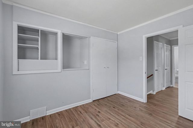 128 HENRY RD, Enola, PA 17025