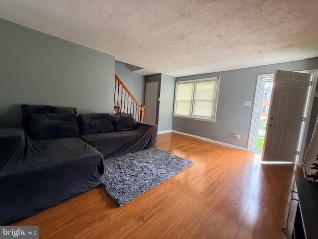 3082 W COURT AVE, Claymont, DE 19703