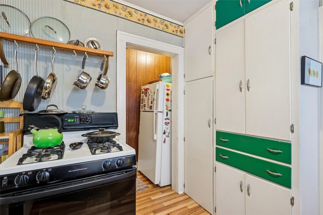 1343 43rd Street, Des Moines, IA 50311