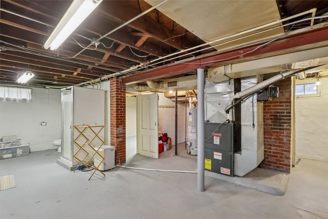 1343 43rd Street, Des Moines, IA 50311