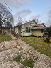 602 Avenue B, Youngsville, LA 70592