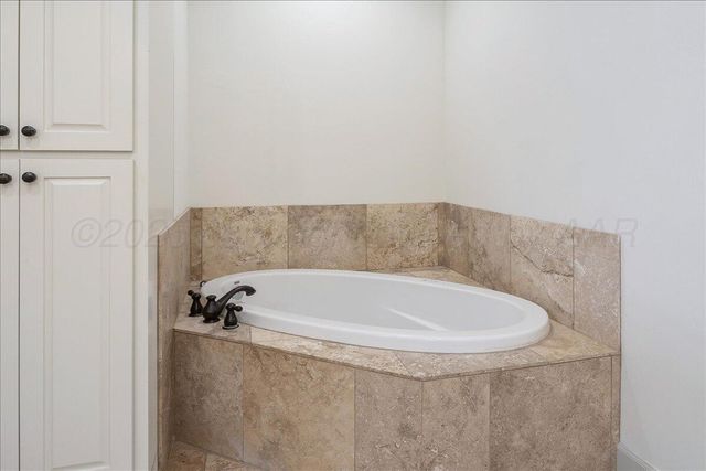 6107 BLUE SAGE Circle, Amarillo, TX 79124