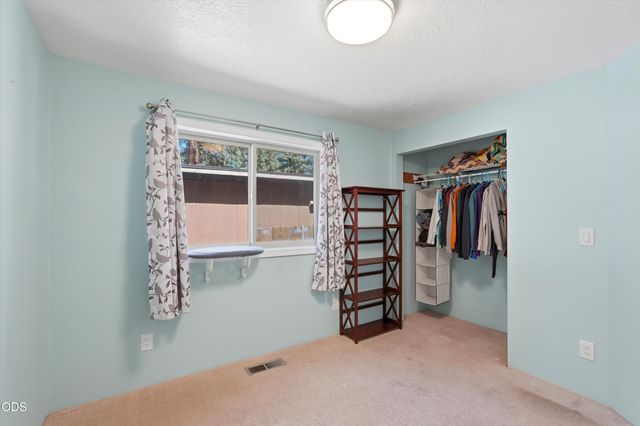 60282 Pawnee Lane, Bend, OR 97702