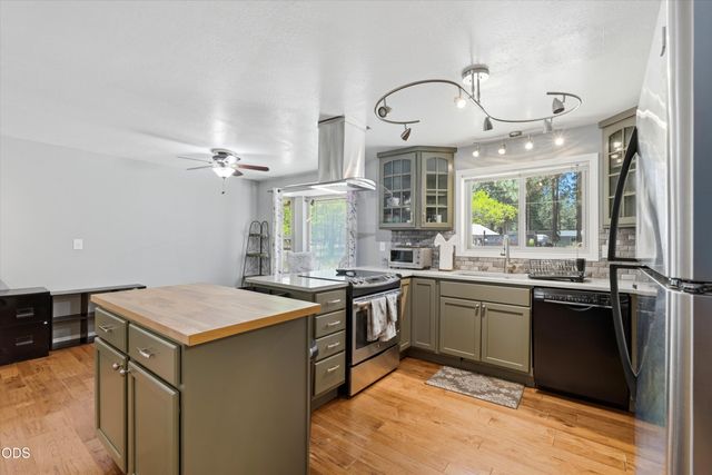 60282 Pawnee Lane, Bend, OR 97702