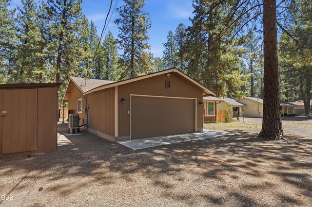 60282 Pawnee Lane, Bend, OR 97702