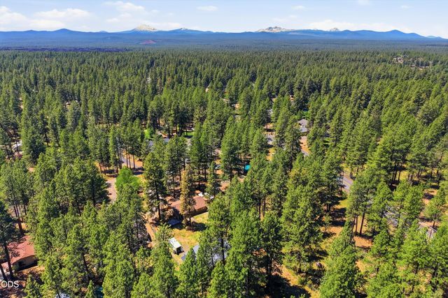 60282 Pawnee Lane, Bend, OR 97702