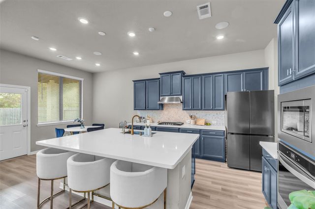 2627 Settler Hill Drive, Fresno, TX 77545