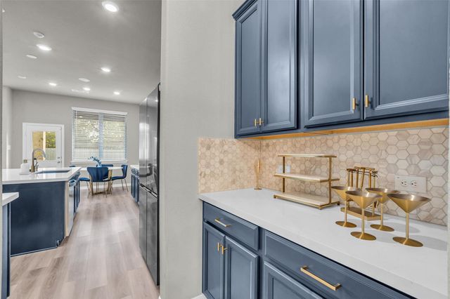 2627 Settler Hill Drive, Fresno, TX 77545