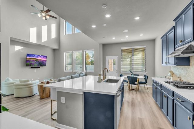 2627 Settler Hill Drive, Fresno, TX 77545