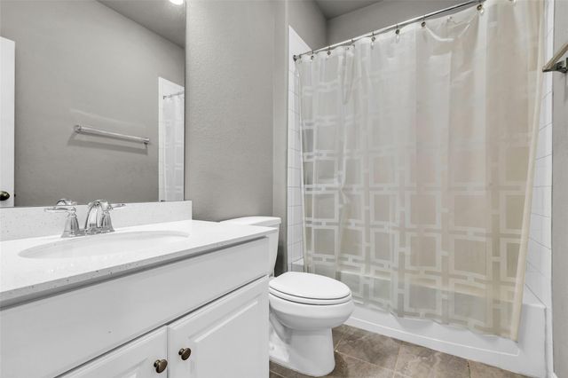 2627 Settler Hill Drive, Fresno, TX 77545