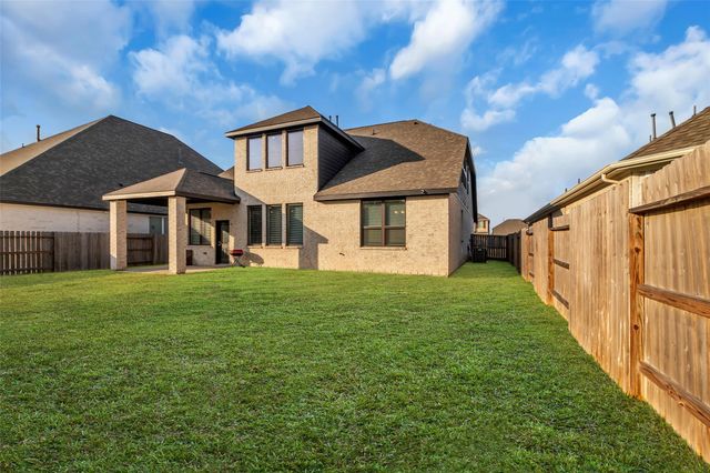 2627 Settler Hill Drive, Fresno, TX 77545