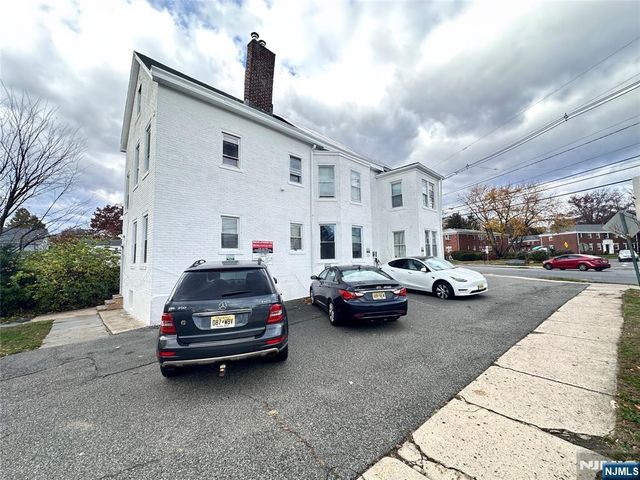 80 Belleville Avenue, Bloomfield, NJ 07003