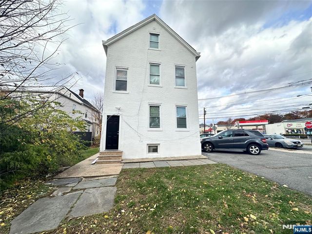 80 Belleville Avenue, Bloomfield, NJ 07003