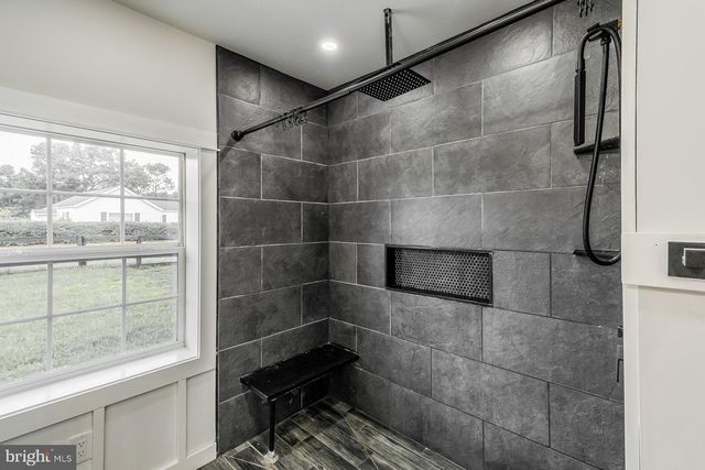 265 MCDONALD RD, Winchester, VA 22602