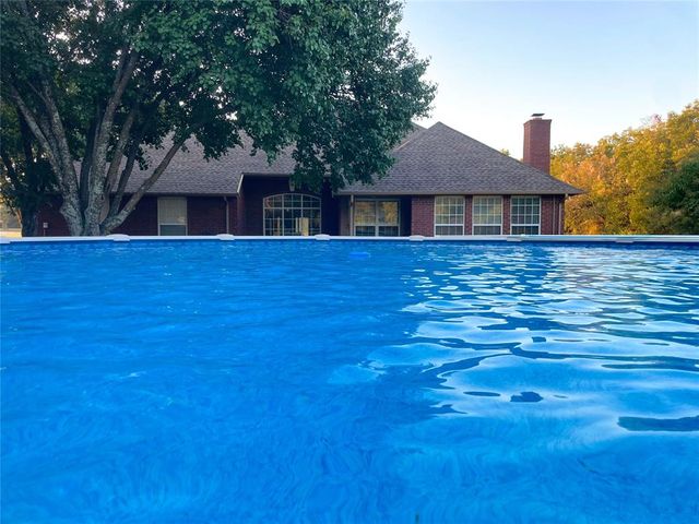 52 Kin-Ville Road, Shawnee, OK 74804