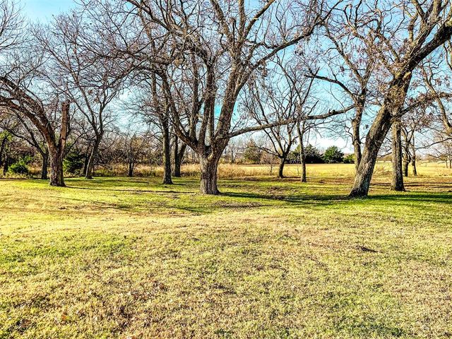 52 Kin-Ville Road, Shawnee, OK 74804