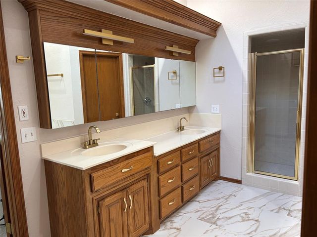 52 Kin-Ville Road, Shawnee, OK 74804